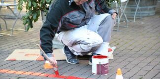 Ausbesserung - Roter Faden in Hannover