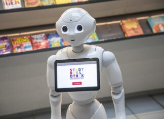 Humanoider Roboter beginnt seine Arbeit als Bibliotheksassistent in der Stadtbibliothek Hannover – Name gesucht! Roboter