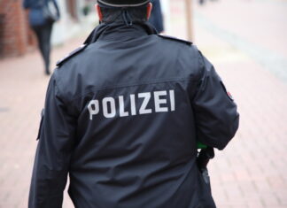 Corona-Kontrollen: Polizei zeigt weiter starke Präsenz zur Überwachung der vorgeschriebenen Hygienemaßnahmen