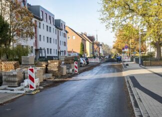 Fahrbahn der Bahnhofstraße erhält ab Montag neuen Asphalt