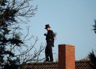 Schornsteinfegerarbeiten müssen auch während der COVID-19-Pandemie durchgeführt werden