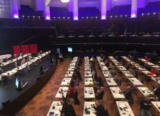 Haushaltsbeschluss: Etat 2021 beträgt 2,4 Milliarden Euro