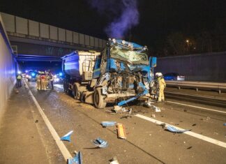 Schwerer LKW-Unfall auf der Flughafenstraße ging für die Fahrer dennoch glimpflich aus
