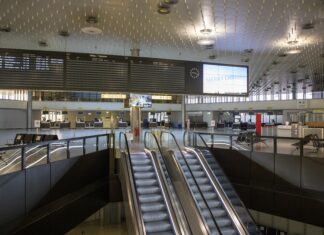 Ein Passagier aus London positiv getestet