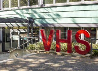 Langenhagen: Informationsabend für Existenzgründerinnen und Existenzgründer Eingangsbereich VHS-Langenhagen