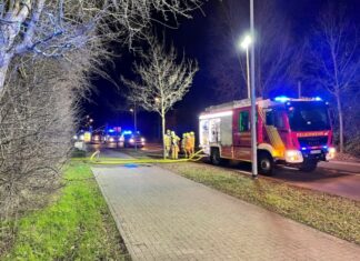 Feuer am Jugendzentrum