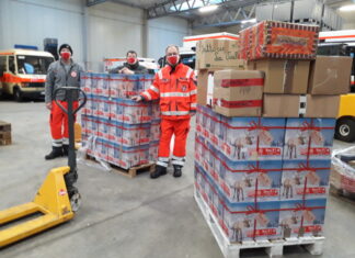 Weihnachtstrucker-Pakete in der Ukraine und Rumänien eingetroffen