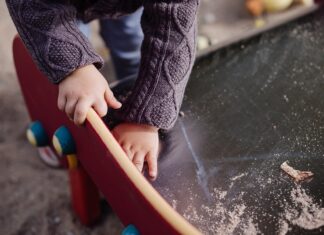 Stadt Hannover setzt für Januar Entgeltpflicht in Kindertageseinrichtungen aus und wirbt für Fortsetzung der Ferienschulen
