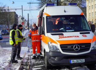 Hilfe am Gleis: Heißer Kaffee und Tee für Üstra-Mitarbeiter