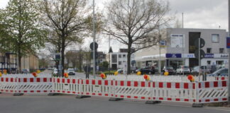 Sperrung der Kreuzung Hackethalstraße / An der Autobahn
