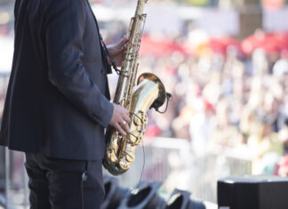 Neue Hoffnung für die „Swinging City“ Saxophonspieler