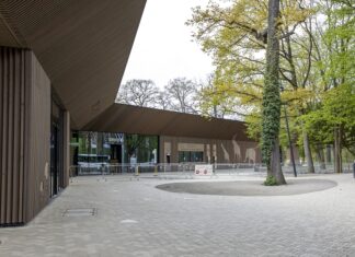 Zoo verständnislos über geplante Corona-Verordnung Eingangsbereich Zoo Hannover