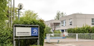 Schild Gutzmannschule