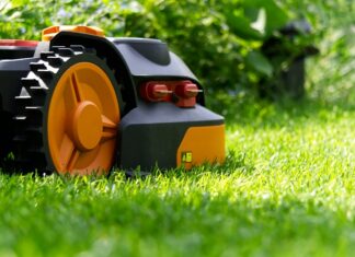 Ökologische Schulungen für Kleingärtner*innen in Hannover Mähroboter