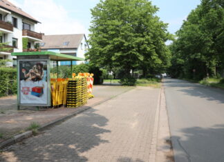 Eine der Bushaltestellen Uhlandstraße wird ab Juni barrierefrei umgebaut Bushaltestelle