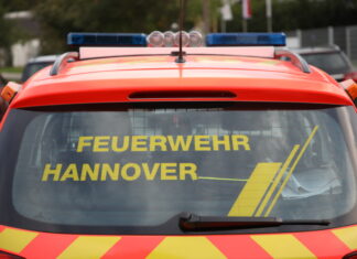 Lkw-Unfall fordert einen Toten auf der BAB 2 Feuerwehr Hannover