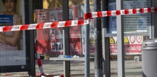 Tatort Buswartehäuschen