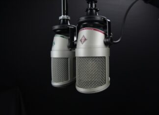 Projekt „Die Stadtsprache Hannovers“ sucht Menschen aus Hannover Mikrofone