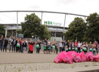 Hannover 96 und HDI Gemeinsam grün: Weg(e) frei für die neue Saison Müllsammelaktion Hannover 96