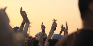 Outdoor Konzertbesucher