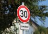 30-Verkehrsschild