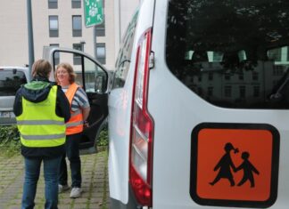 Region Hannover kontrolliert 150 Fahrzeuge für Schülerbeförderung Kntrolle Schulbusse
