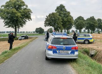 Bei versuchter Sprengung eines Geldautomaten gescheitert Polizeieinsatz