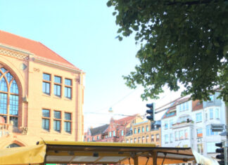 24. ZINNOBER lädt am ersten Septemberwochenende zum Parcours durch die facettenreiche Kunstszene Hannovers ZINNOBER-Infopoint-Marktwagen