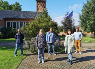 Familienhebammen beraten Schwangere und Eltern mit Babys im ersten Lebensjahr Beratungsangebot für schwangere und Eltern mit Babys