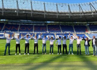 Weltmeisterlicher Empfang für Roboter-Nachwuchs aus der Region Hannover Robotik-Weltmeister