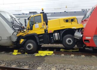 Erheblicher Sachschaden bei Rangierunfall im Bereich Pferdeturm