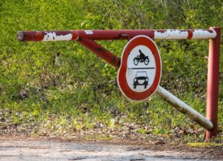 Wider den Geisterfahrern in der Baustelle Berliner Allee Schranke