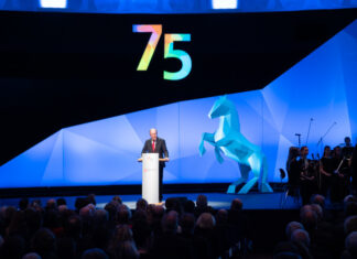 Niedersachsen feiert seinen 75. Geburtstag mit einem Festakt Festakt 75 Jahre Niedersachsen