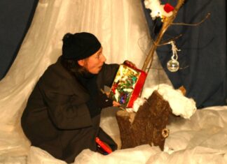 Weihnachtsmann vergiss mich nicht Theater PATATI-PATATA