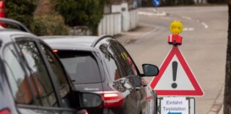 Einfahrt Testzentrum