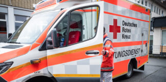 Mitarbeiter des DRK-Rettungswache Hannover im Einsatz