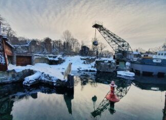 Führungen über die Eisbärenanlage im Erlebnis-Zoo Hannover Eisbärenanlage in Yukon Bay im Erlebnis-Zoo Hannover
