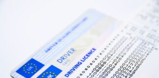 Digitaler Tachograph / Fahrerkarte