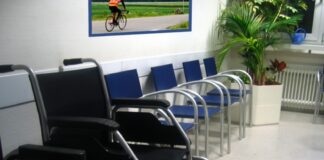 Wartezimmer beim Arzt