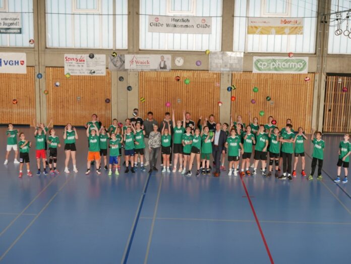 Trainieren wie die Profis beim RECKEN-Handballcamp in den Osterferien