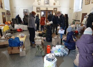 Hilfsgüterverteilungen in der Ukraine gestartet Hilfsgüterverteilung