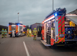 Tödlicher Verkehrsunfall auf der A7 zwischen Laatzen und Rasthof Wülferode Tödlicher Verkehrsunfall auf der A7 zwischen Laatzen und Rasthof Wülferode