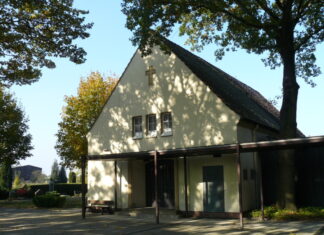 Zum Friedhof Godshorn geht’s vom 5. bis 9. September über nördlichen Eingang Im Zuge der Umgestaltung des Friedhofs Godshorn wird der Bereich vor der Kapelle aufgeweitet.