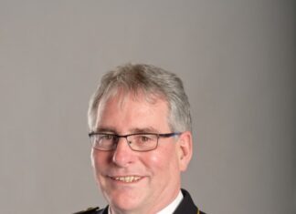 Deutscher Feuerwehrverband verurteilt Übergriffe rund um den Jahreswechsel DFV-Präsident Karl-Heinz Banse