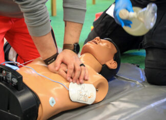 Erste-Hilfe-Kurs in den Osterferien für Jugendliche im Haus der Jugend Erste-Hilfe-Ausbildung