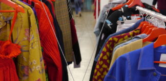 use-less Slow Fashion