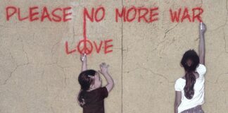 Graffiti Krieg und Frieden