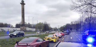 Polizei zieht trotz Geschwindigkeitsverstößen und einem illegalen Autorennen eine positive Bilanz am sogenannten "Car-Friday".