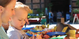 Entdecken und Genießen bei den Frühlings-Markttagen auf Meyers Hof.