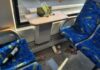 Stark verunreinigte und beschädigte Zugabteile